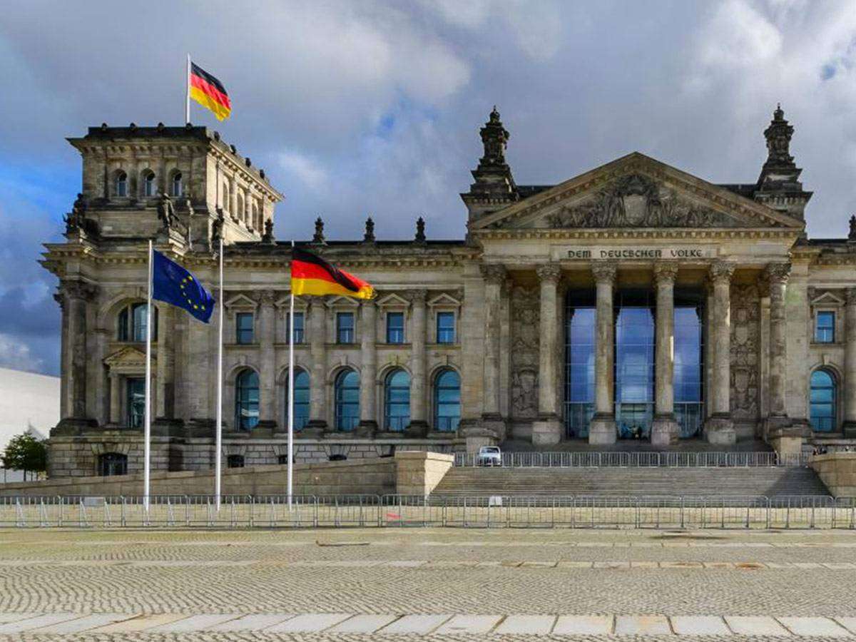 la germania firma un accordo sullo scambio di informazioni fiscali con i paesi bassi